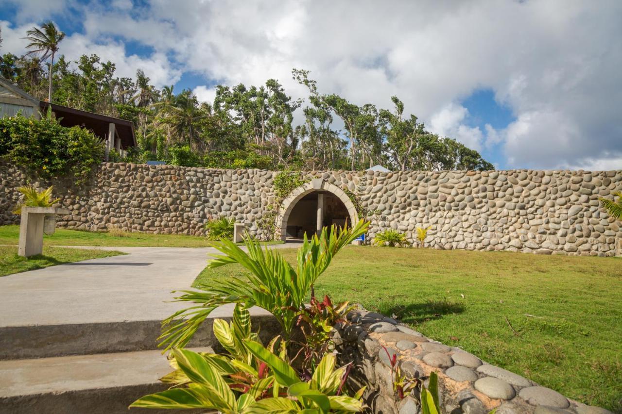 Pagua Bay House - Oceanfront Cabana'S Marigot Eksteriør billede